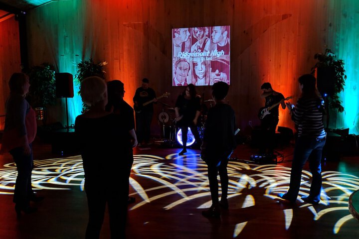 Entertainment 21 of 30