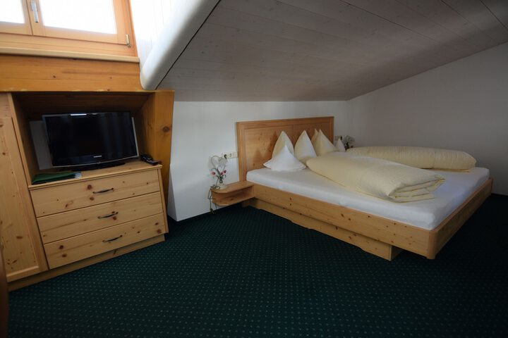 Room 13 of 58