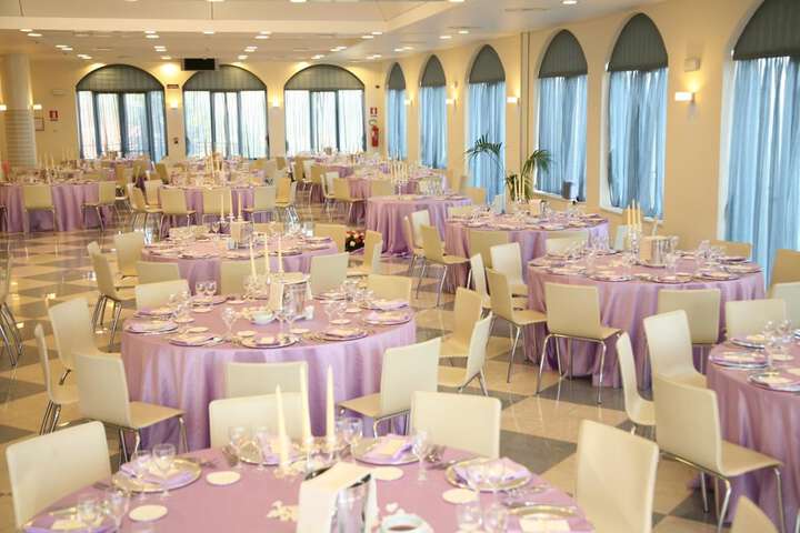 Ballroom/Hall 20 of 29