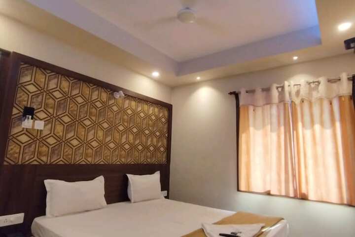 Room 19 of 27