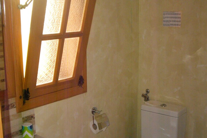 Room 57 of 95