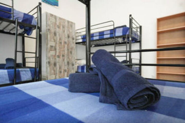 Room 12 of 38