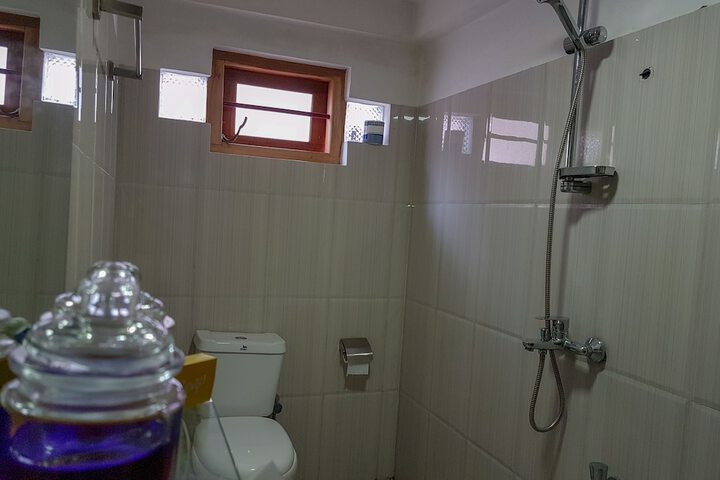 Room 34 of 44
