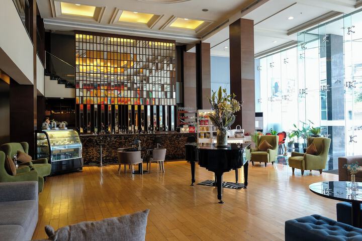 Hotel Interior 6 of 147