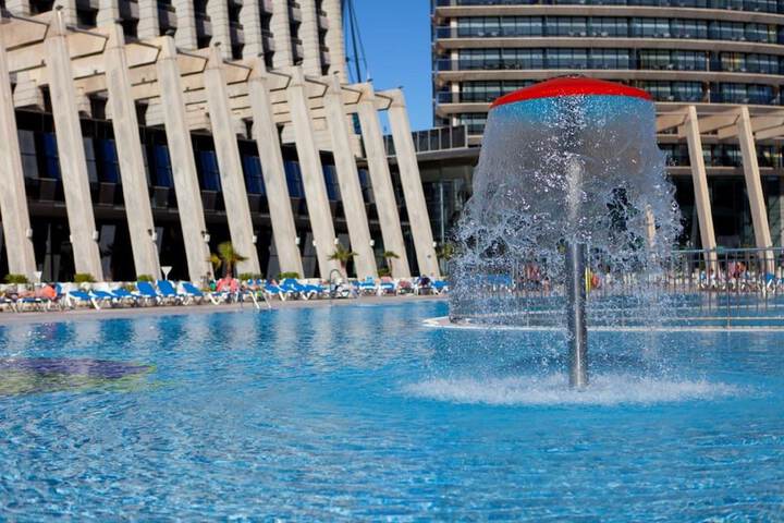 Pool Hotel