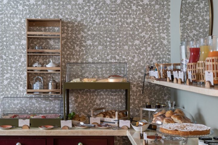 Breakfast/Coffee Service 53 of 81