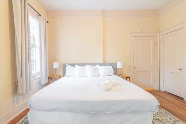 Room 3 of 30
