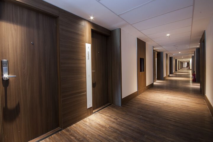 Ballroom/Hall 68 of 80