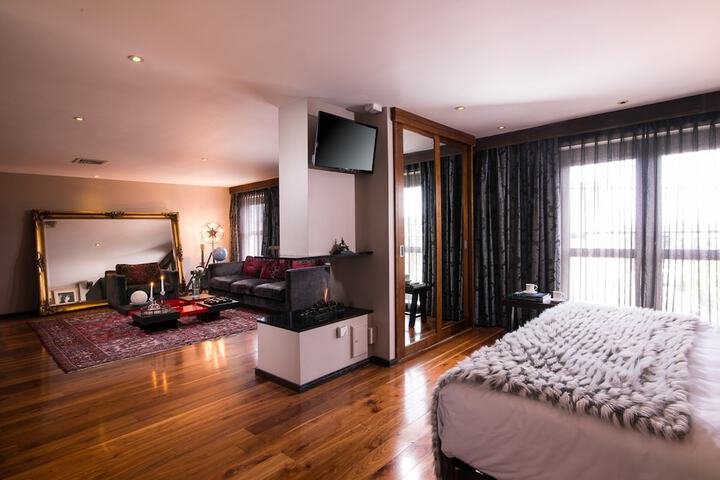 Room 51 of 95