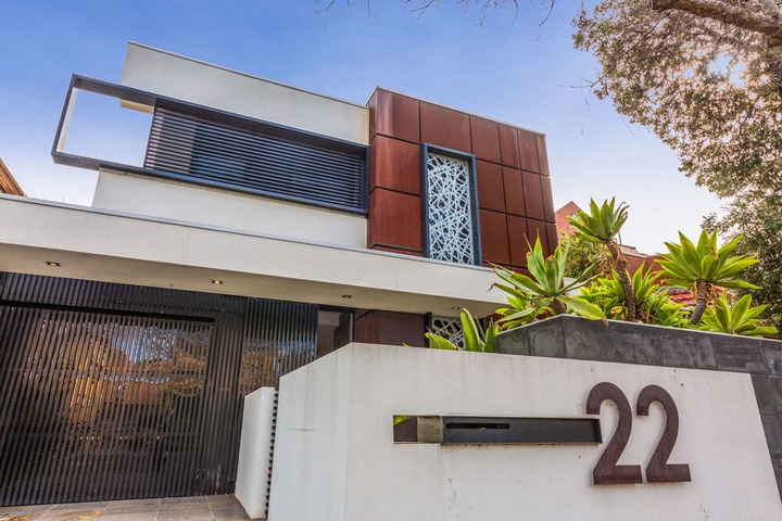 Luxury Designer Townhouse Parking