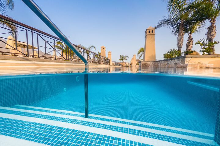Hotel with Pool