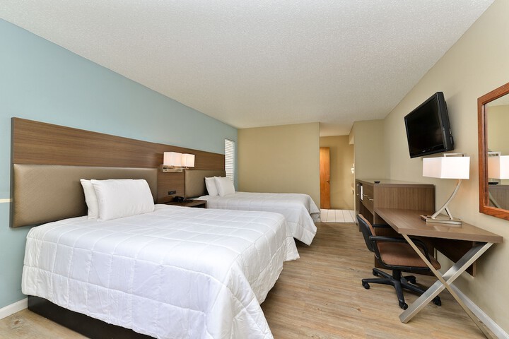 Room 15 of 42