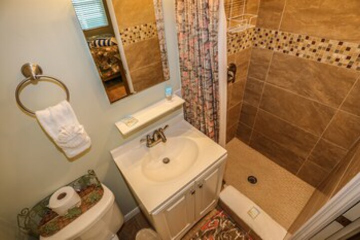 Room 7 of 22