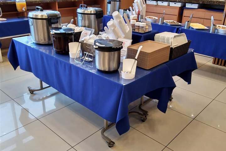 Breakfast/Coffee Service 38 of 45