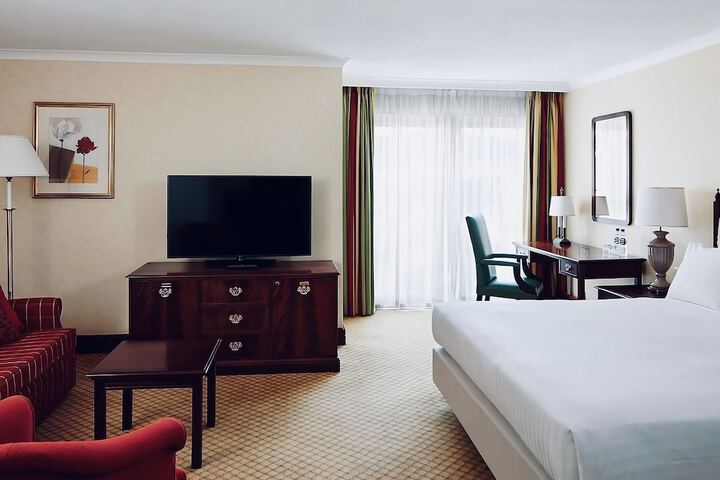 Room 3 of 19