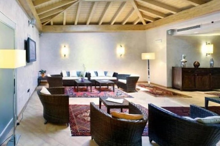 Hotel Interior 4 of 48