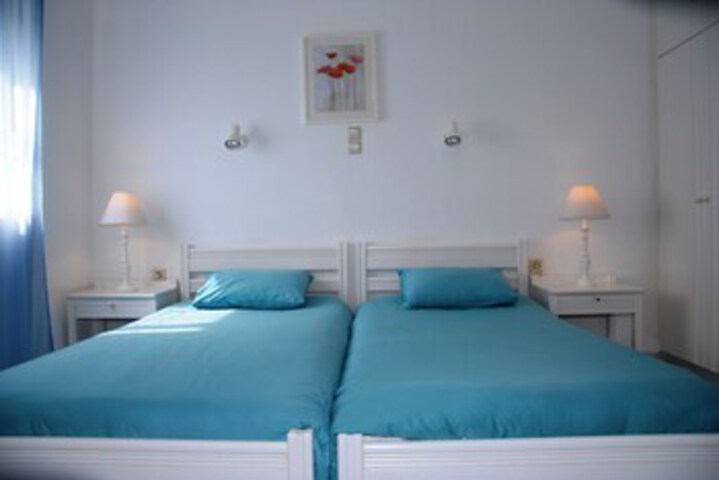 Room 43 of 49
