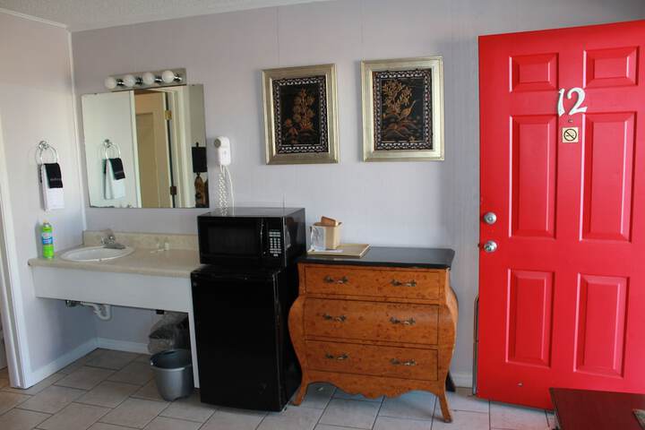 Room 92 of 219