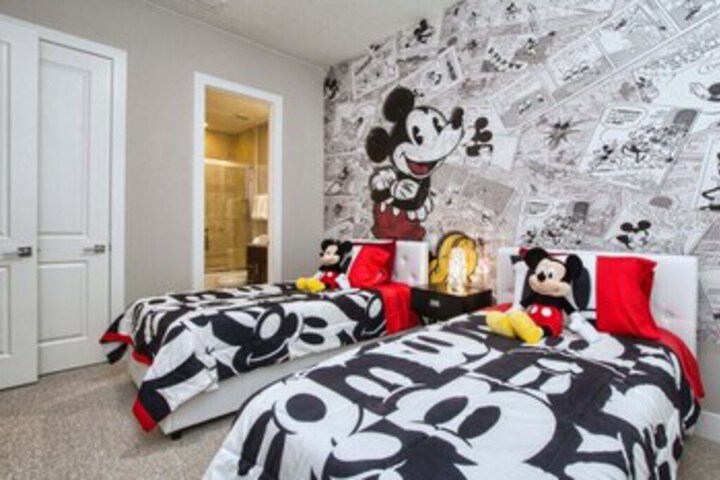Room 90 of 121