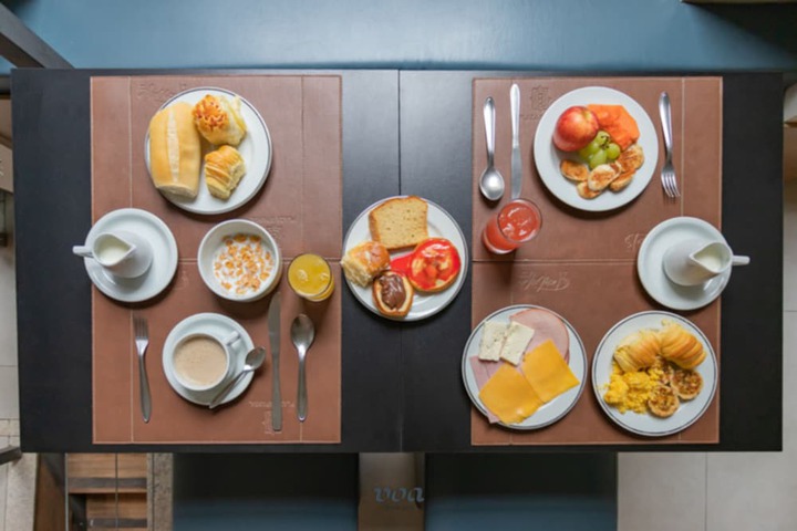Breakfast/Coffee Service 17 of 29