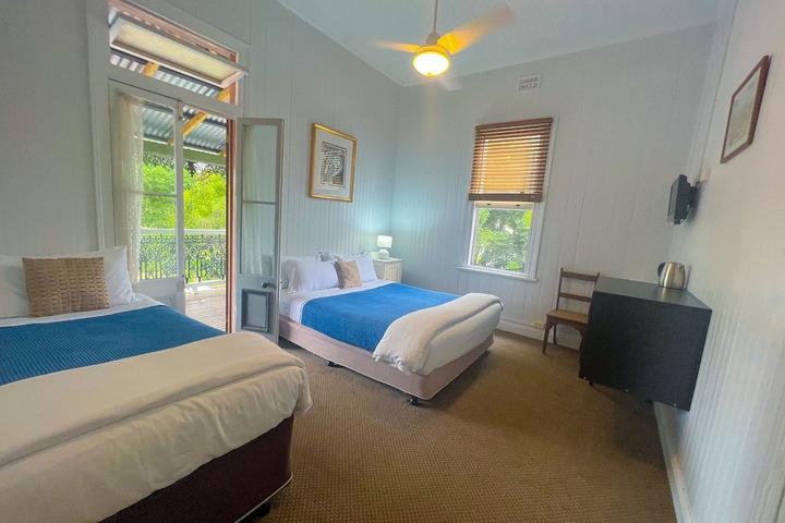 Room 16 of 29