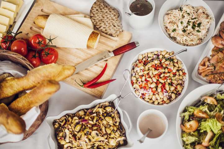 Lounge 80 of 98