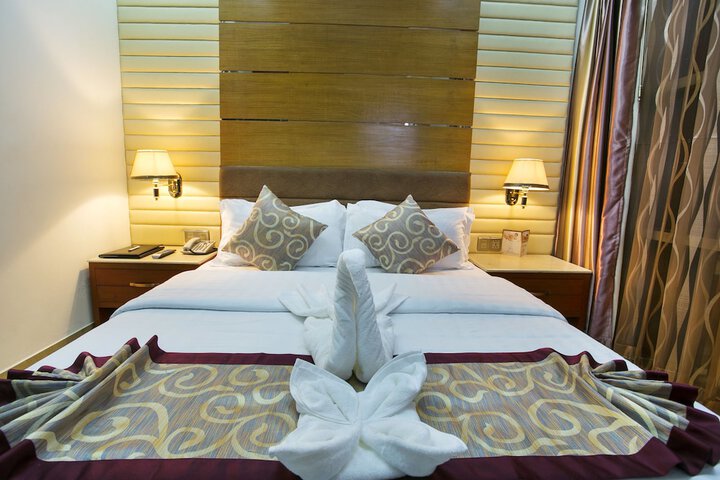 Room 5 of 36