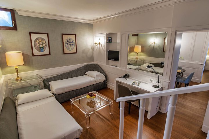 Room 35 of 125