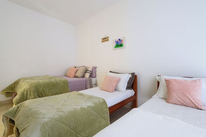 Room 10 of 201