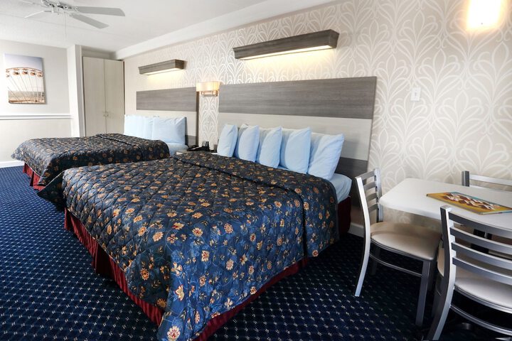 Room 3 of 41
