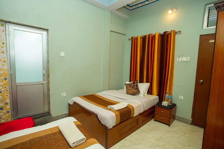 Room 4 of 26