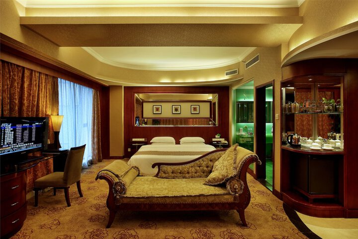 Room 19 of 45