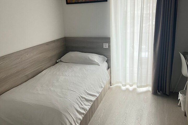 Room 11 of 47
