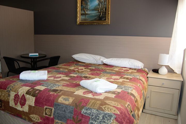 Room 13 of 61