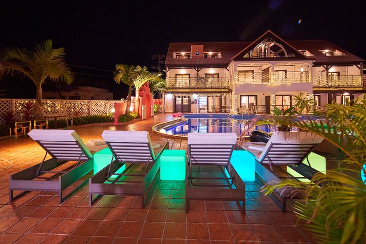 Sundeck 137 of 155