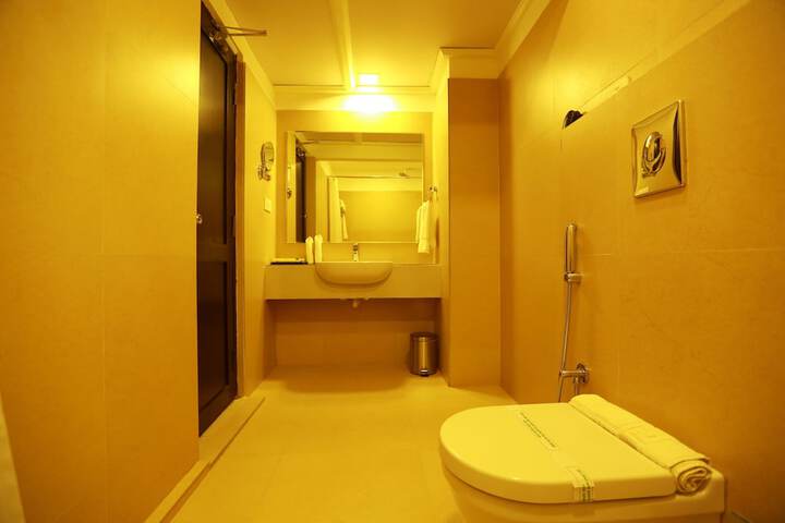 Clean Restrooms