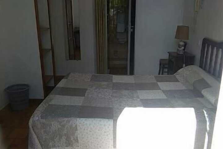 Room 15 of 32
