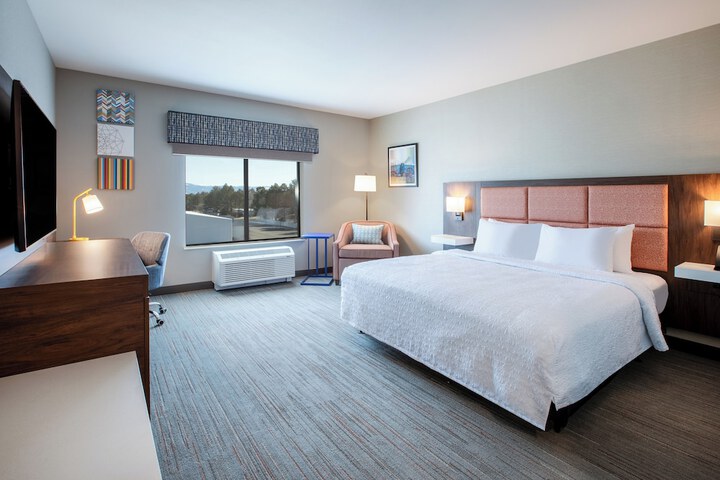 Room 5 of 39