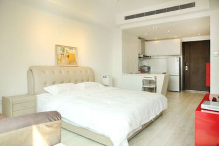 Room 21 of 36