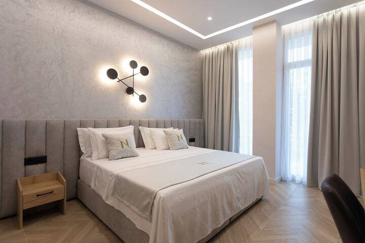 Room 28 of 249