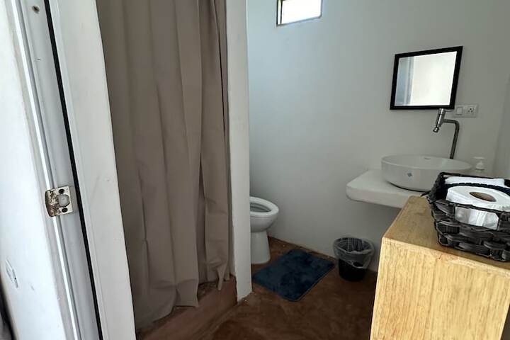 Room 29 of 39