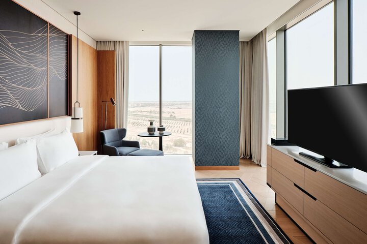 Room 51 of 70