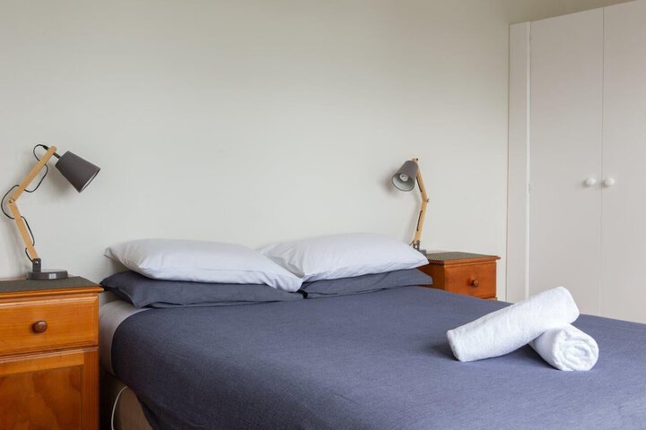 Room 7 of 49