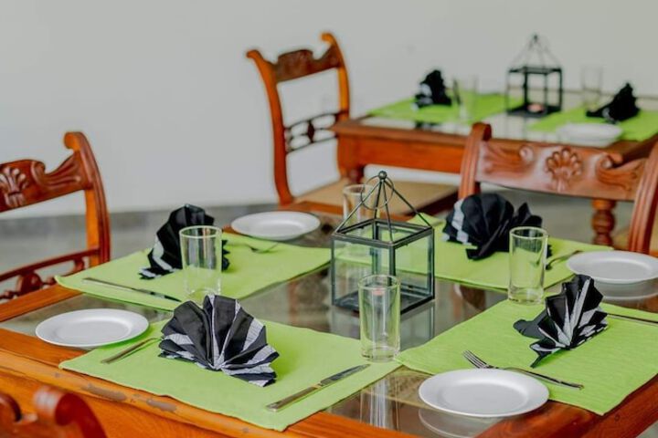 Dining 49 of 97