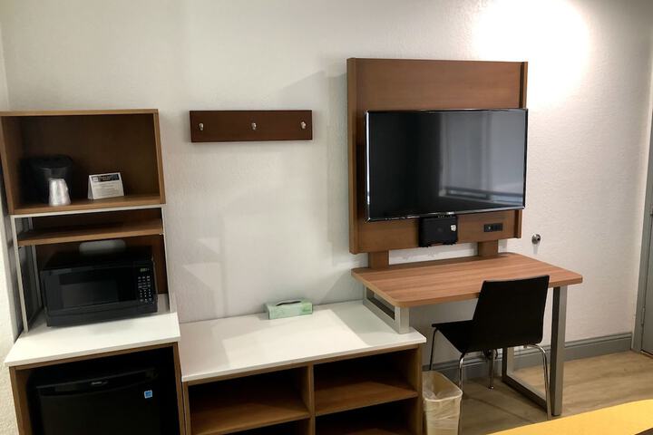 Room 39 of 76