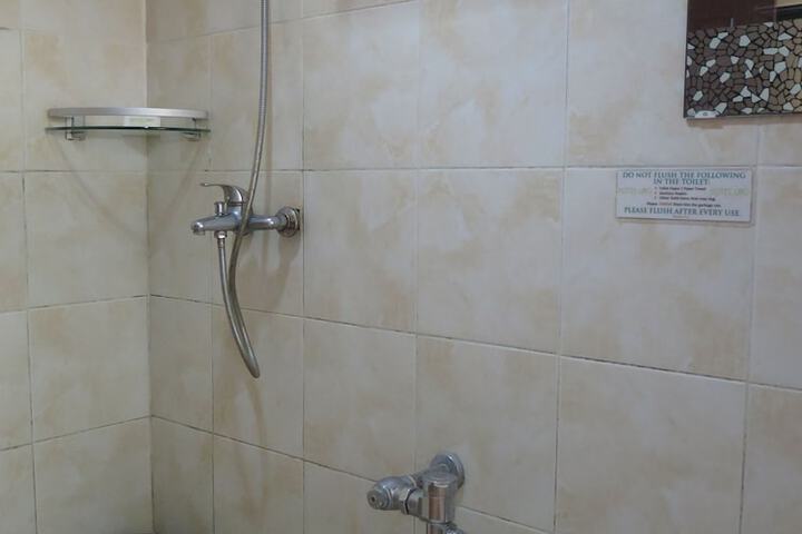 Clean Restrooms