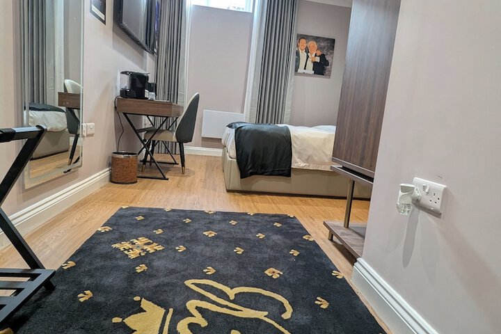 Room 95 of 117