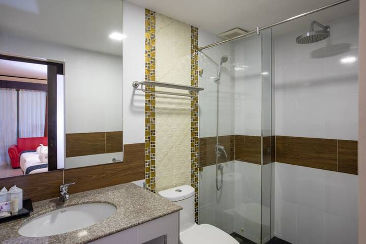 Clean Restrooms