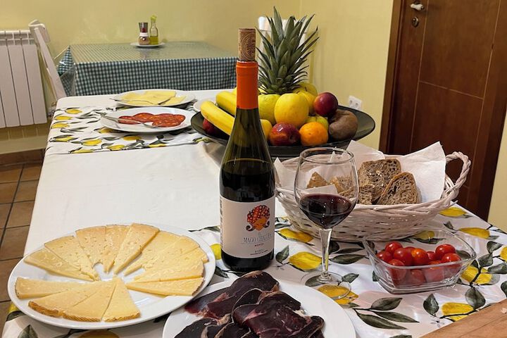 Dining 65 of 108