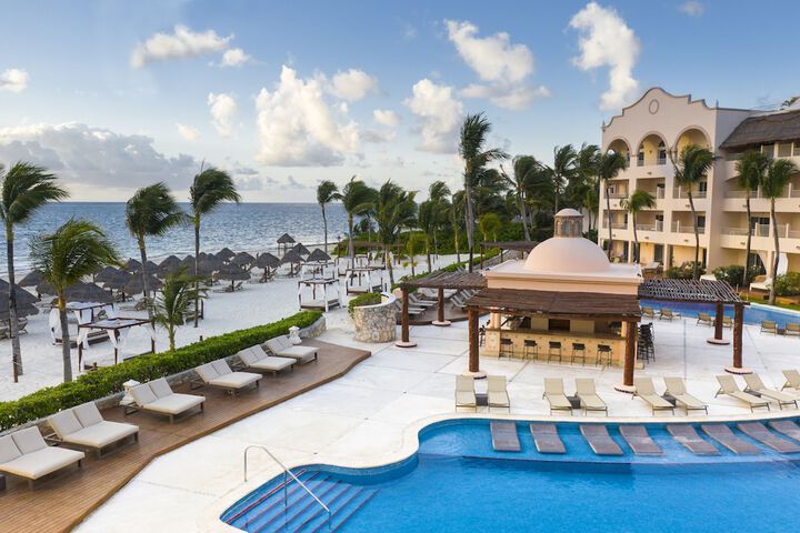 Exterior of Excellence Riviera Cancun - Adults Only All Inclusive